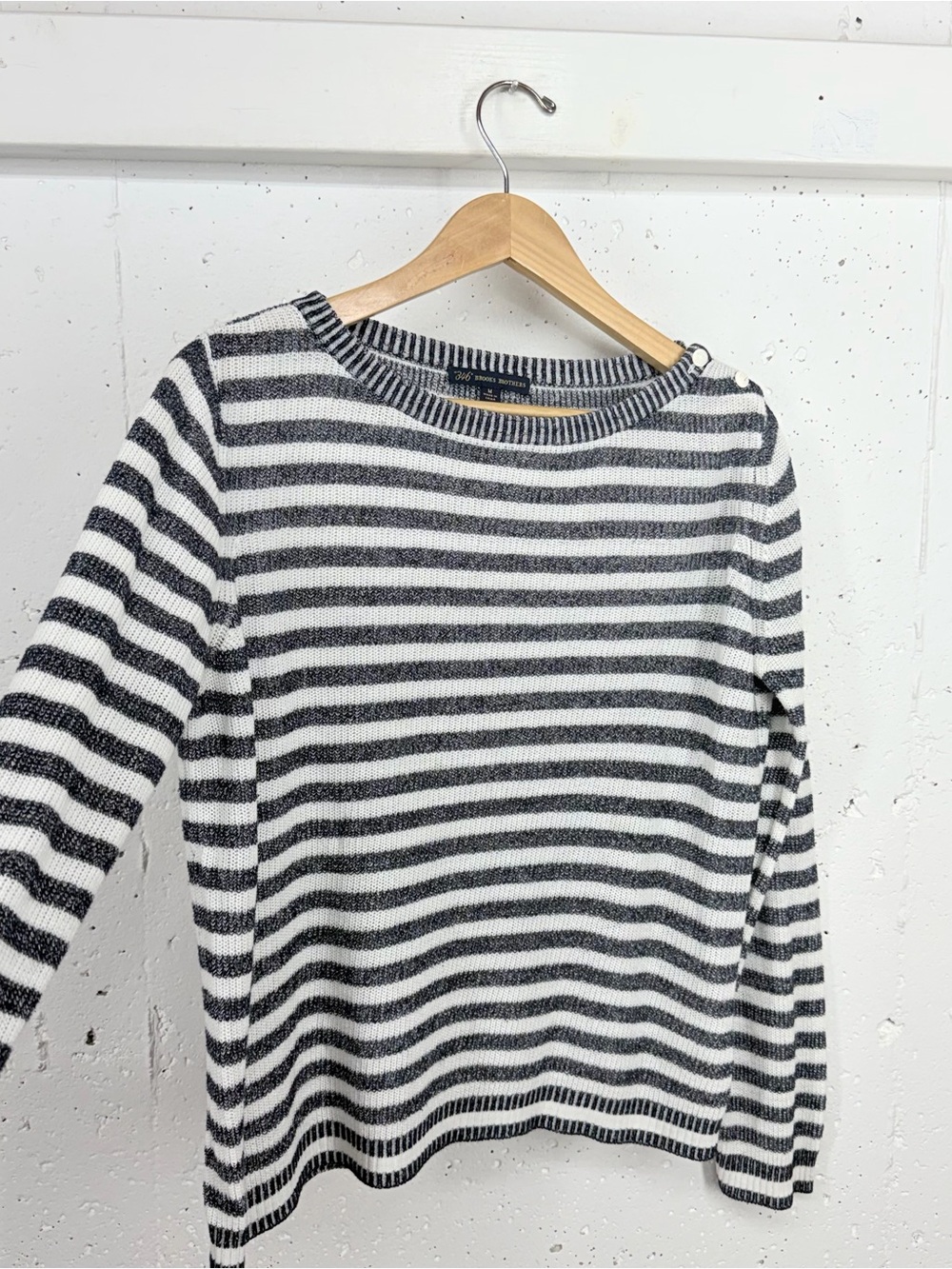 Brooks Brother 346 Women’s Medium Navy Blue White Striped Boatneck Sweater - Picture 3 of 10